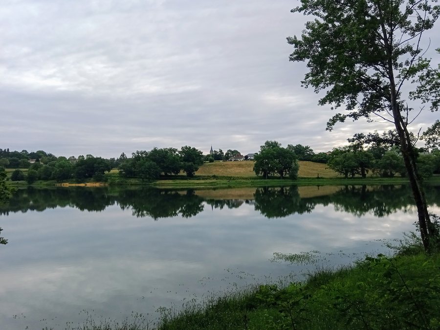 File:Arzacq-Arraziguet @ Lac d'Arzacq.jpg