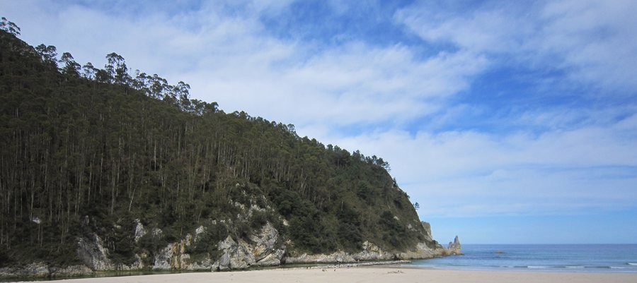 File:La Franca beach.jpg
