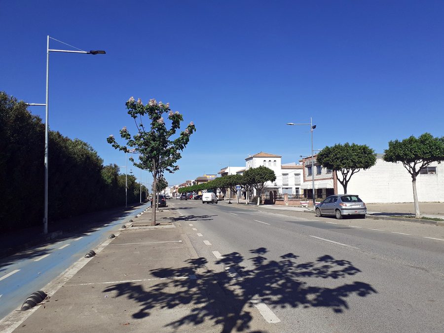 Avenida de Sevilla in Los Rosales, municipality of Tocina