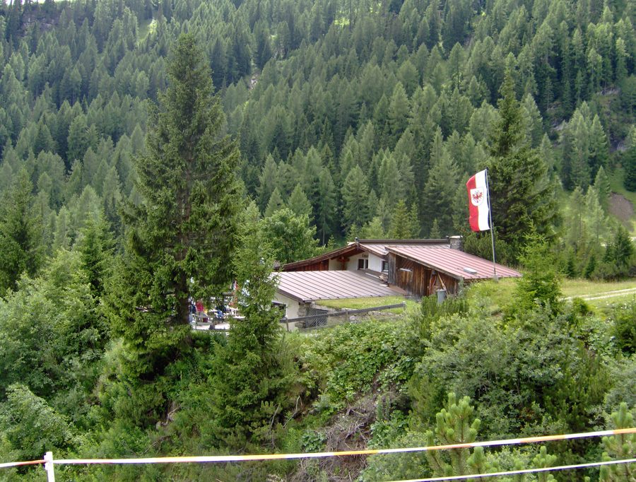 Latschenhütte in the Lechtal Alps near Hoch-Imst by Imst