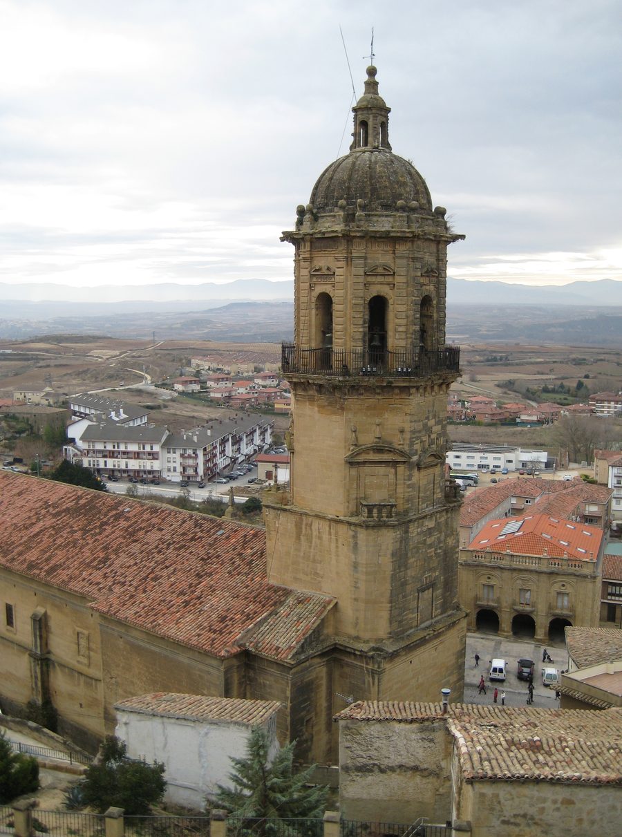 View of Labastida with the church of Nuestra Señora de la Asunción and the landscape of Rioja Alavesa
