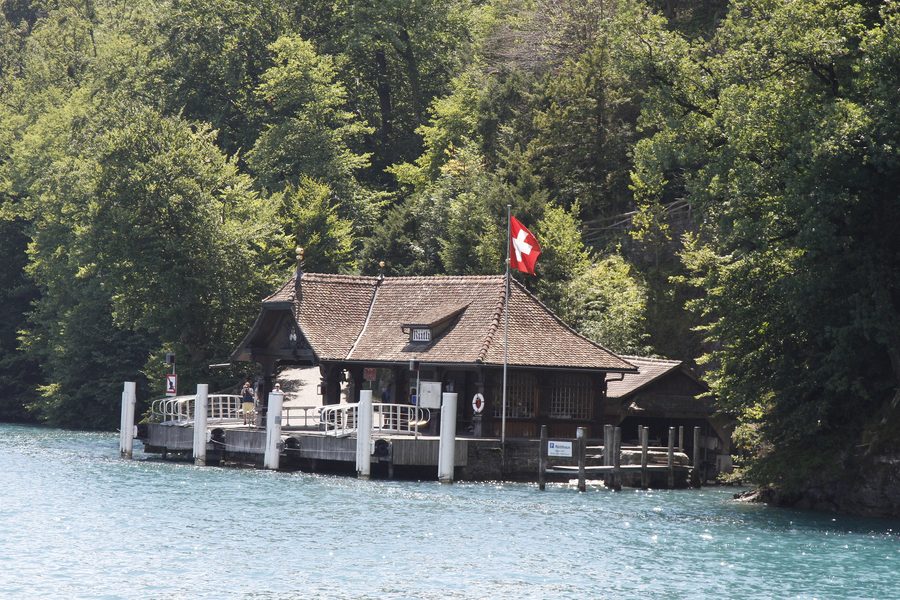 Boat jetty at Rütli on Lake Lucerne