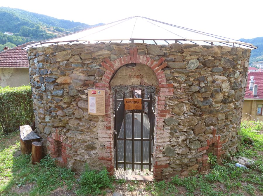 Neviera of Castello di Campo Ligure
