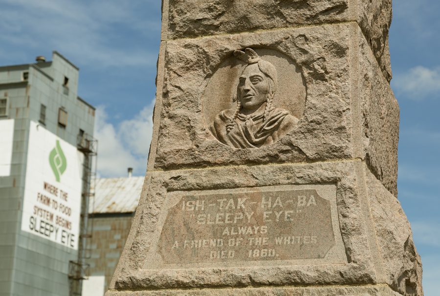 Ish-tak-ha-ba monument in Sleepy Eye, Minnesota