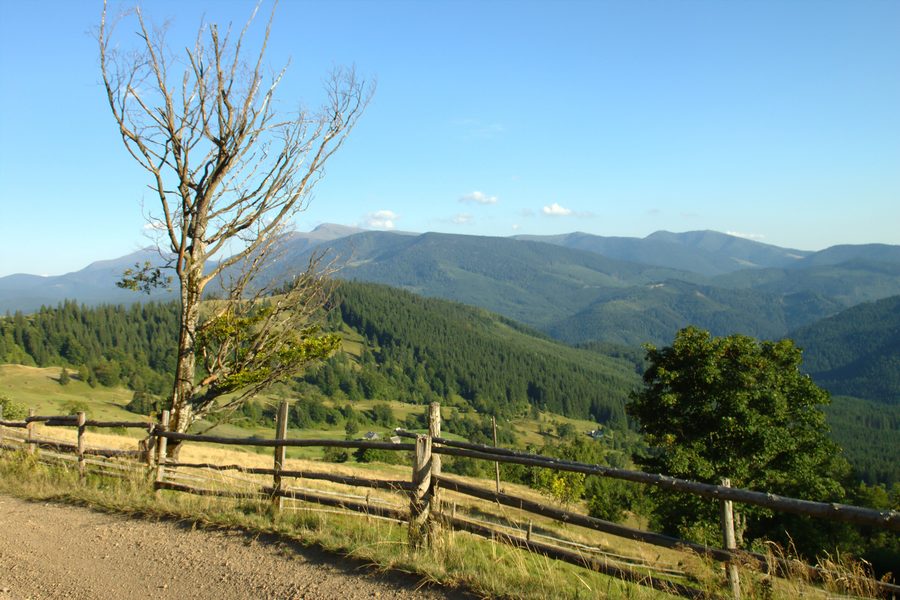 Road to Jassinja in Transcarpathia Oblast in front of the Carpathians