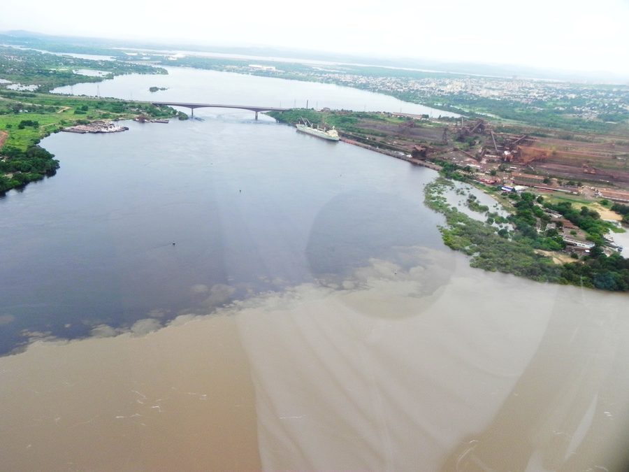 Aerial view of the confluence of the Río Caroní and the Orinoco
