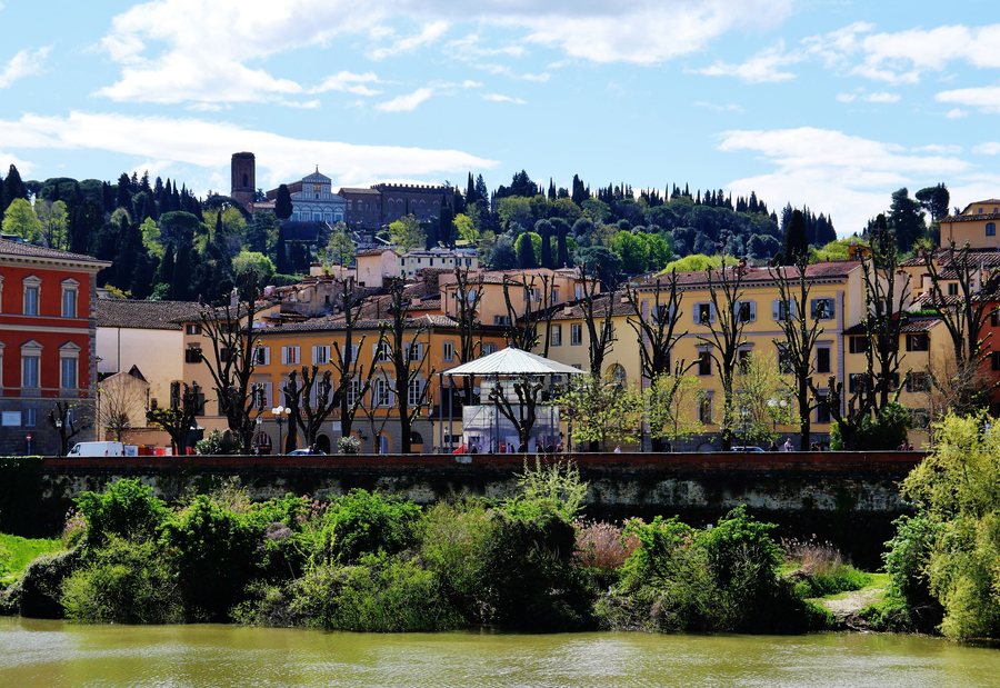 File:Firenze Arno 23.jpg