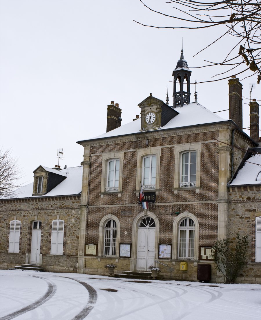 File:Mairie Marnay sur Seine.jpg