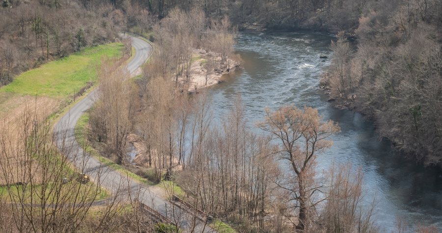 File:Lot River in Le Fel (5).jpg