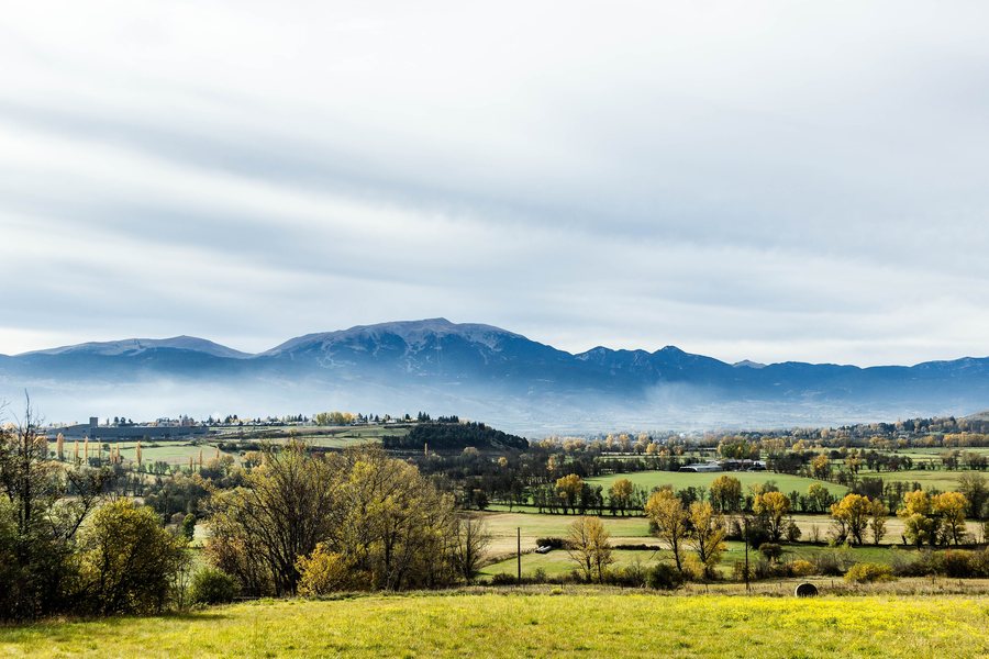 File:Enveitg, France (Unsplash).jpg