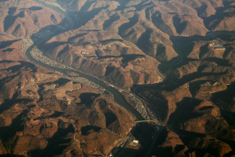 Aerial photograph of the Kanawha River at Shrewsbury, East Bank, and Glasgow, West Virginia, in autumn