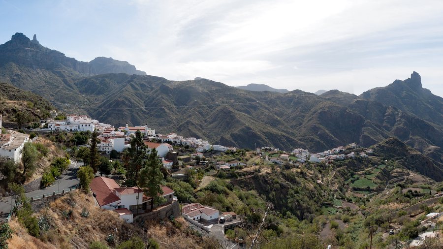 File:Tejeda, en Gran Canaria (Las Palmas, España).jpg