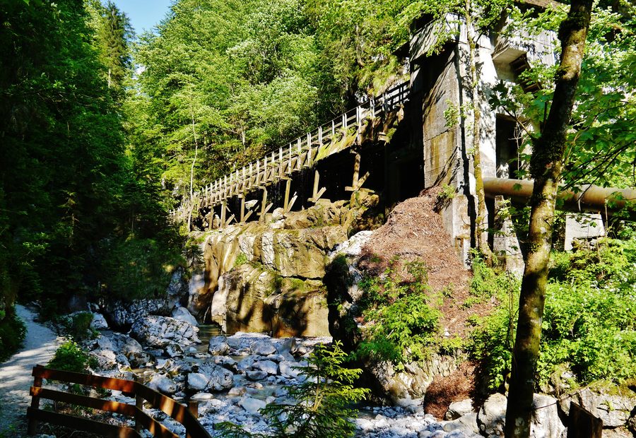 Wooden boardwalks lead through the Seisenbergklamm near Weißbach bei Lofer.