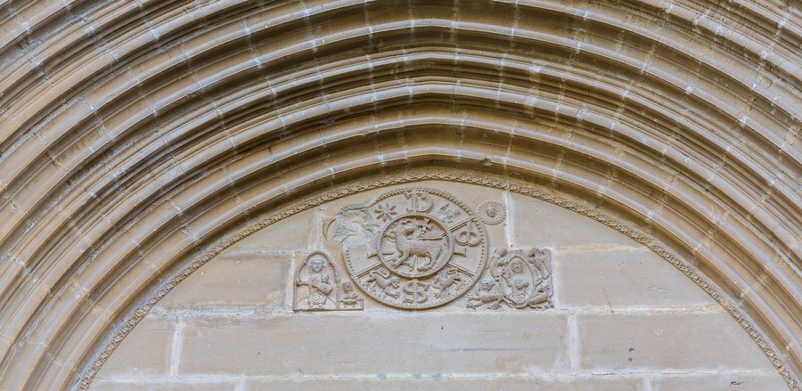 File:Monasterio de la Oliva, Carcastillo, Navarra, España, 2015-01-06, DD 02.JPG
