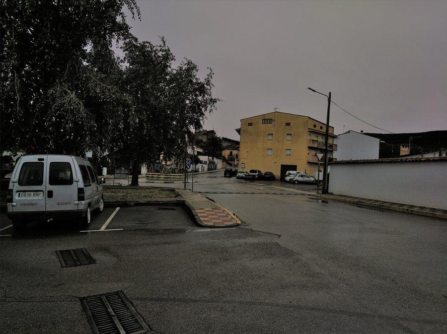 File:Valdecaballeros.jpg
