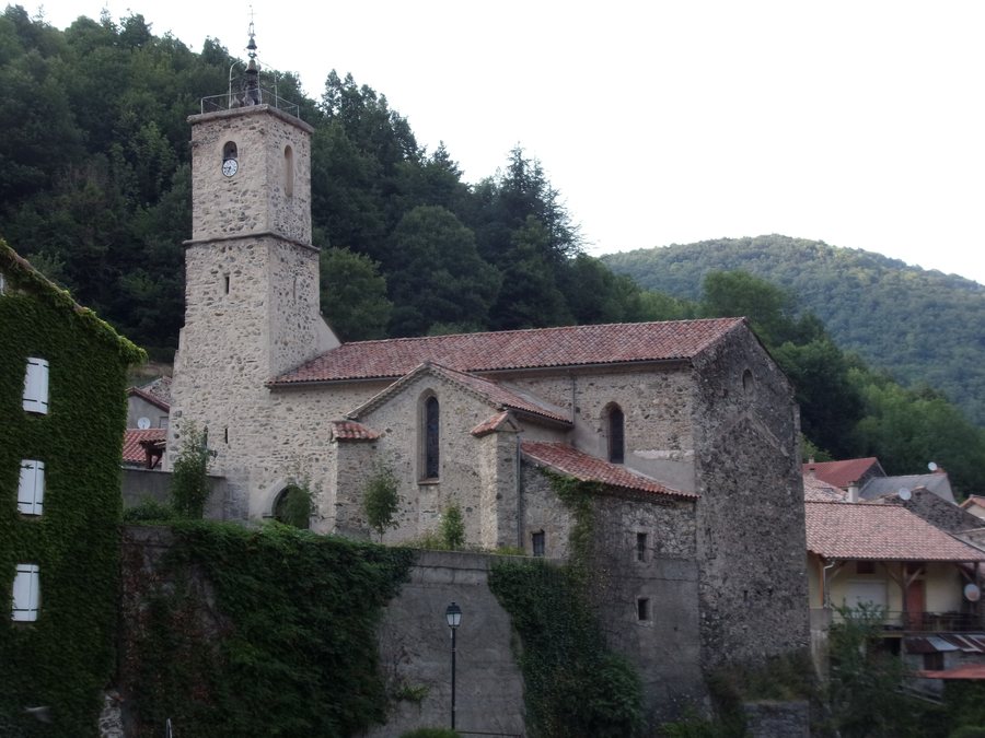 File:Eglise de Montfort-sur-Boulzane.jpg