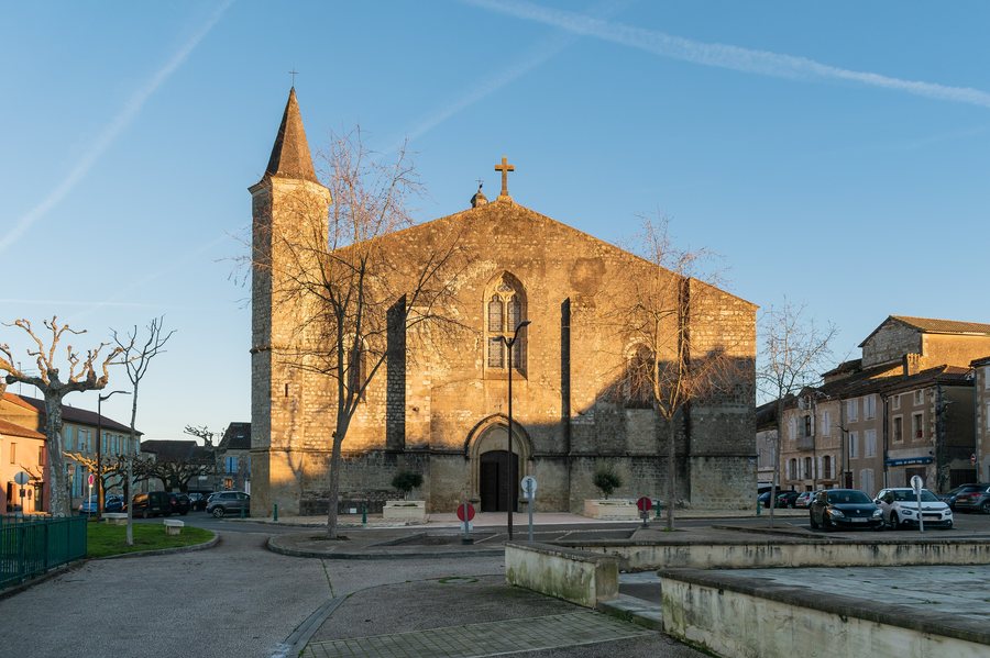 File:St Peter church in Vic-Fezensac (1).jpg