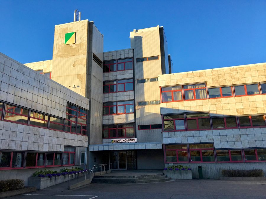 Town hall of Rana municipality at RĂĄdhusplassen in Mo i Rana