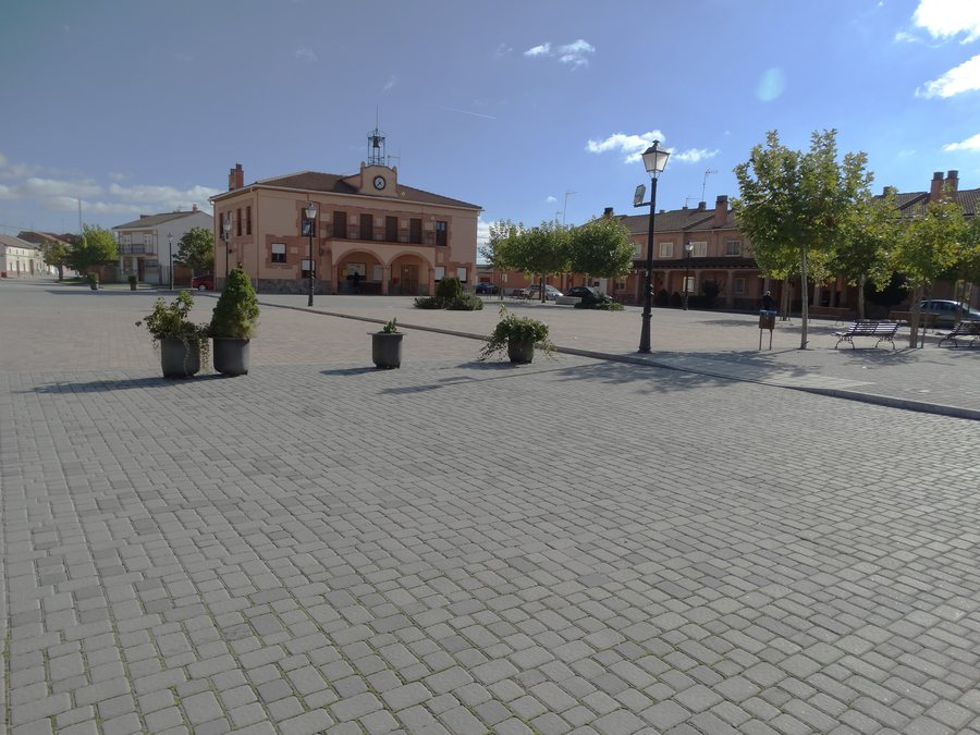 File:Ayuntamiento Pajares de Adaja 02 by Lou.jpg