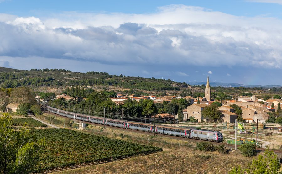 File:SNCF BB 26074 Névian.jpg