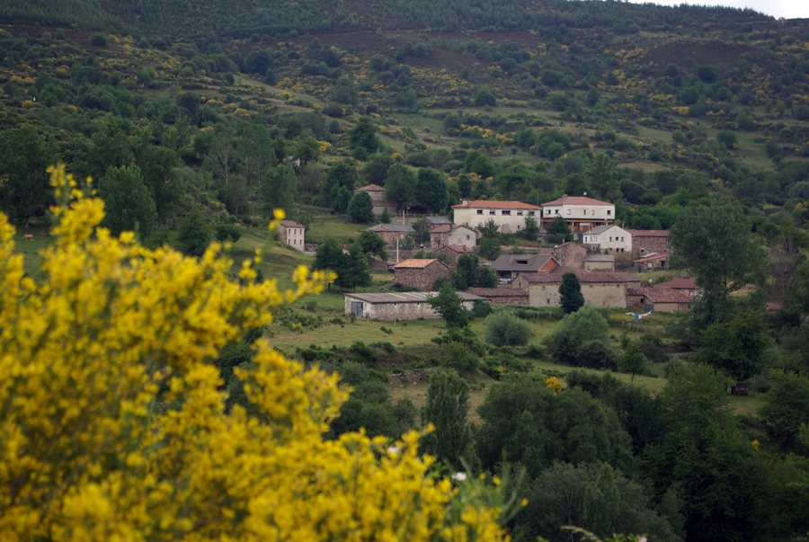 File:La Braña 01 by-dpc.jpg