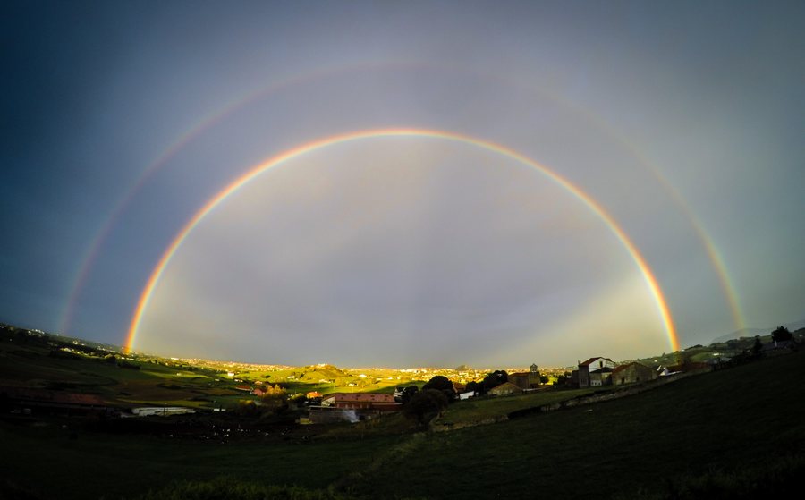 File:Double rainbow in Mompía, Spain.jpg