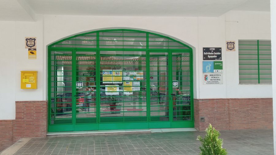 File:Moraleda de Zafayona - Biblioteca Pública Municipal.jpg