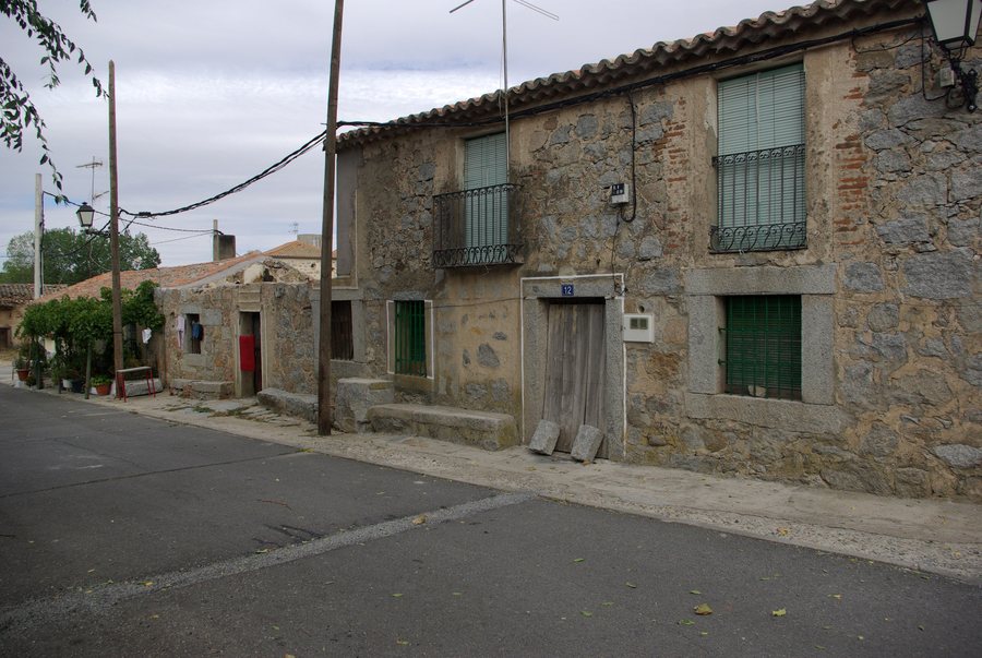 File:Vicolozano 01 by-dpc.jpg