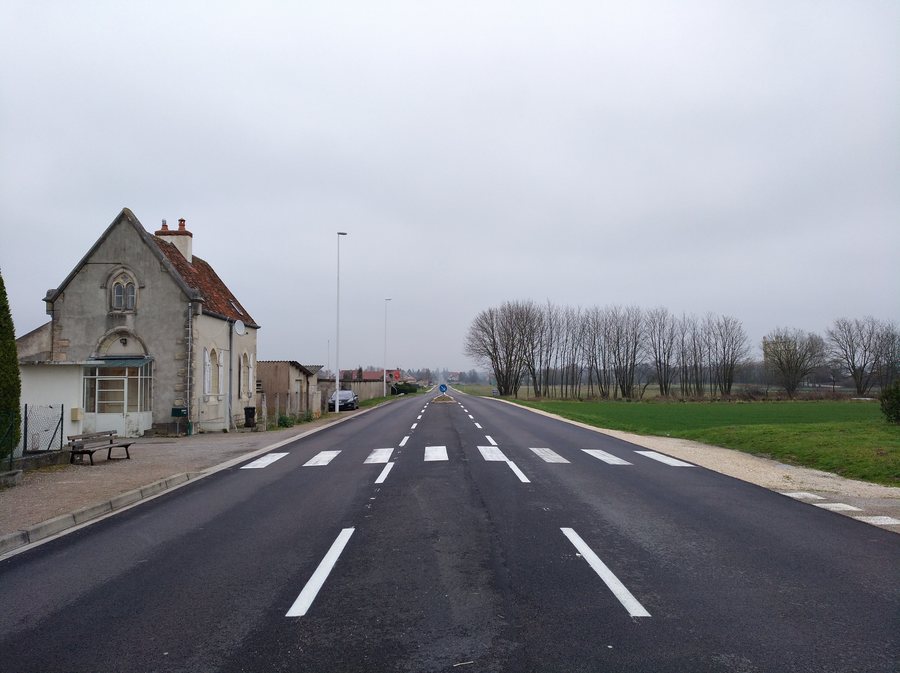 File:Auxonne - Route départementale 21 direction Flammerans (mars 2018).jpg
