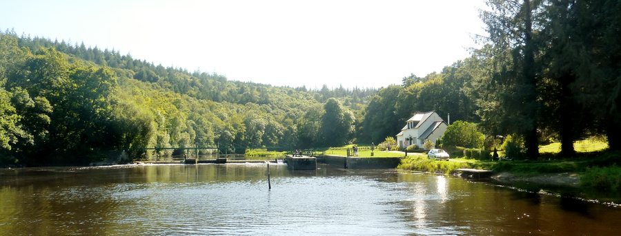 File:464 Blavet écluse de Bellevue (en Saint-Gelven).jpg