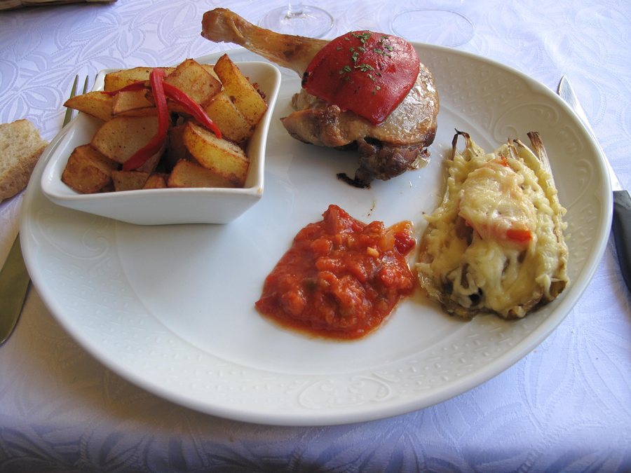 File:Confit de canard Licq-Atherey.jpg