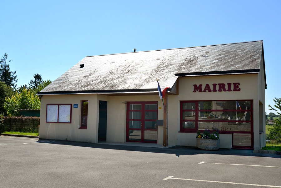 File:Mairie annexe de La Mancellière à Isigny-le-Buat.jpg