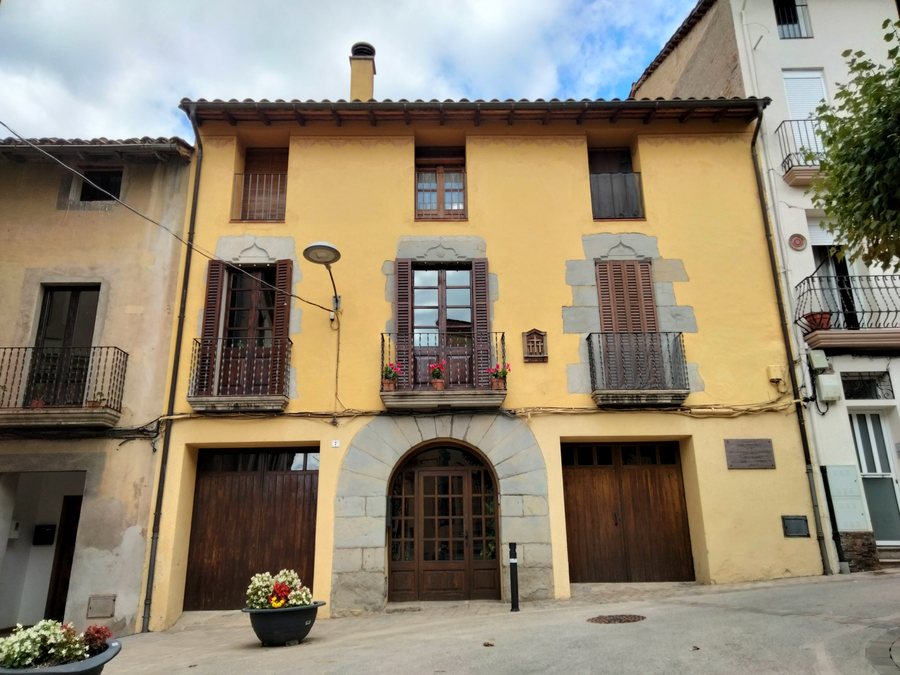File:028 Casa Martí, c. de l'Església 7 (Sant Quirze de Besora).jpg