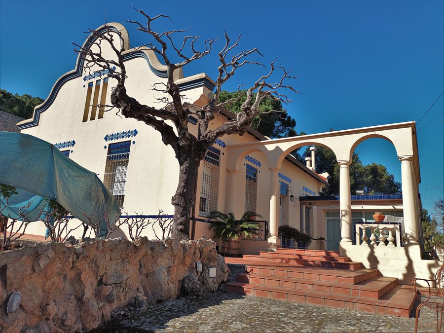 File:Casa Pomar (Gelida).jpg