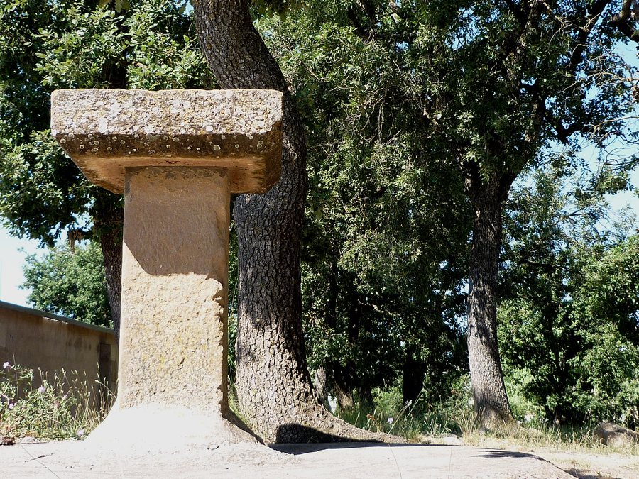 File:SANT PERE MARTIR DE PERACAMPS - IB-744.JPG