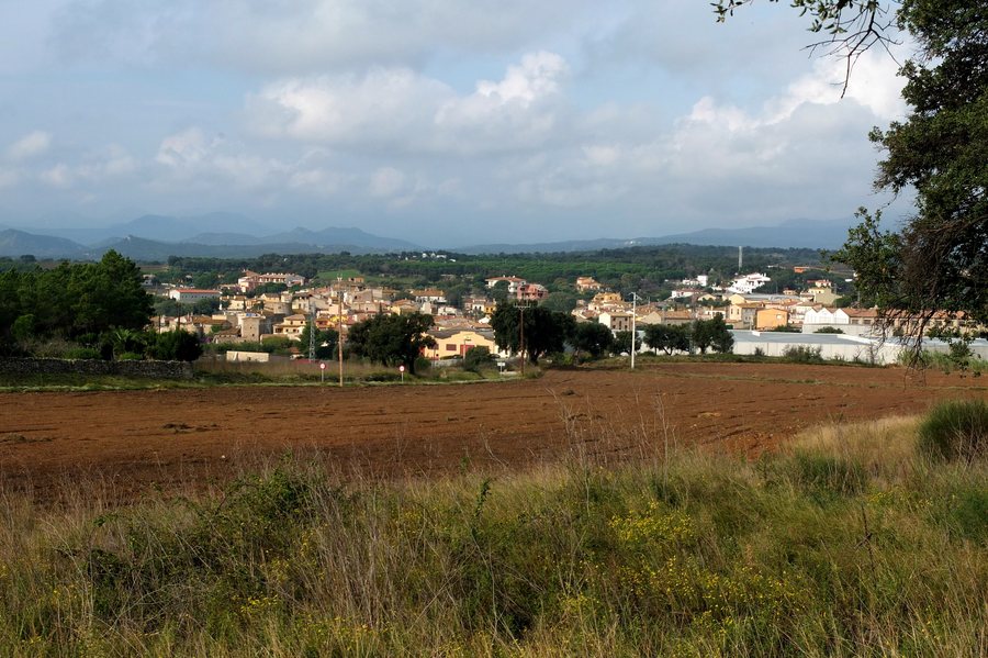 File:Capmany vue generale.jpg