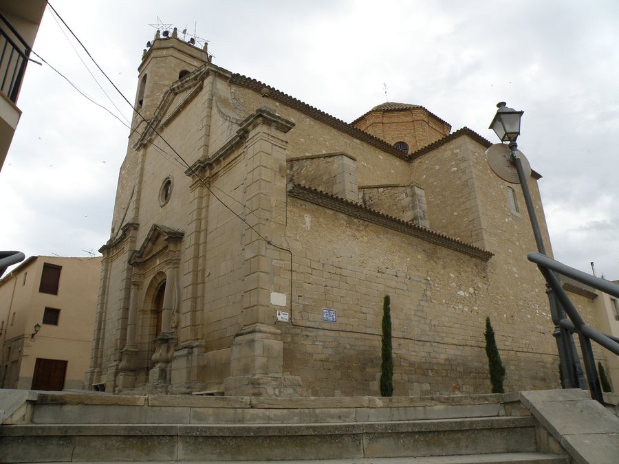 File:Església de Sant Salvador (Golmés) 02.JPG
