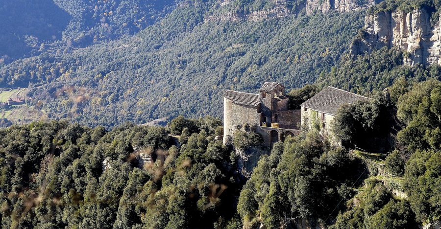 File:Panorama Sant Aniol de Finestres 1.jpg