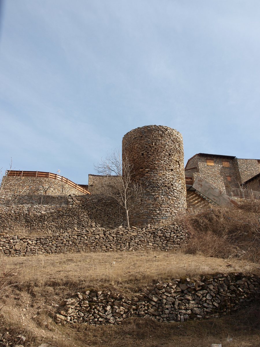 File:Castell de Toloriu.JPG