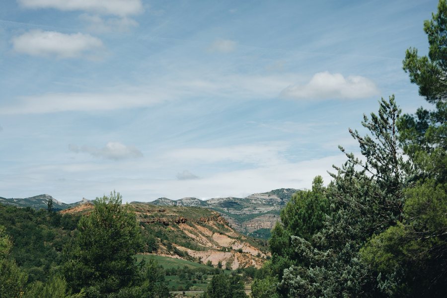 File:Serra del Montsec, Camarasa, Spain (Unsplash).jpg