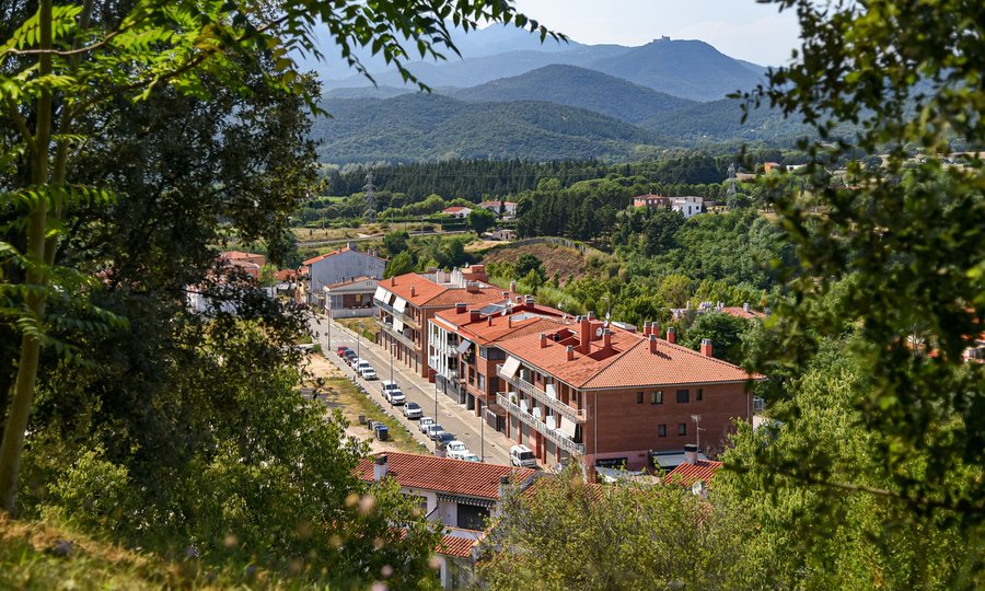 File:Hostalric (50388011118).jpg