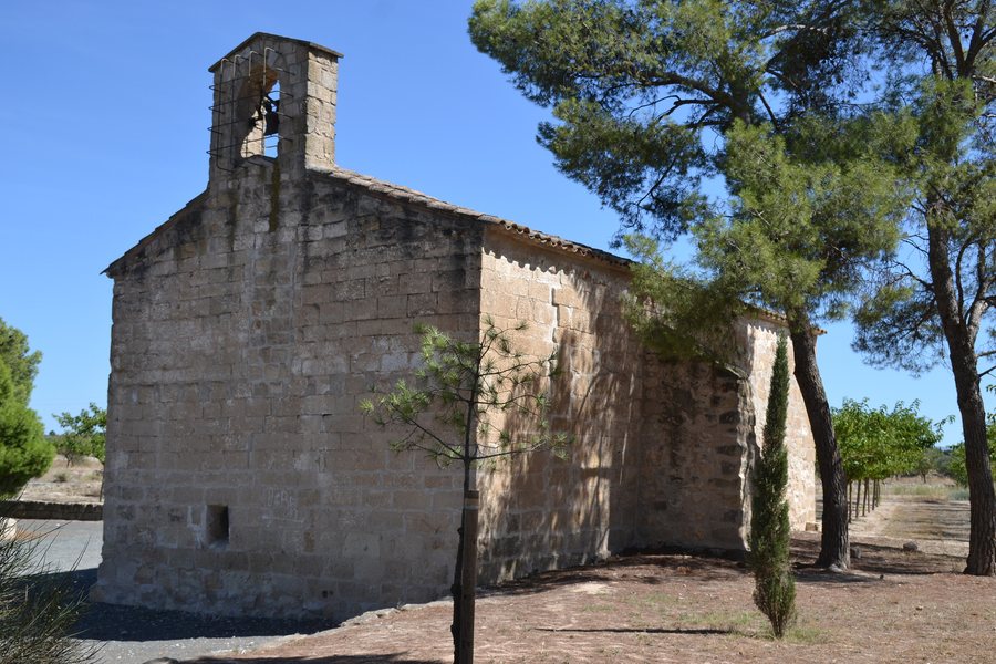 File:Ermita de Sant Salvador (les Borges Blanques).jpg