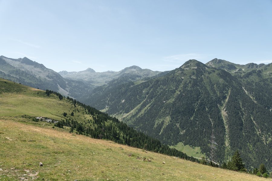 File:Montanha de Sendrosa de Son in Naut Aran - Alt Àneu, Spain - July 29, 2024.jpg