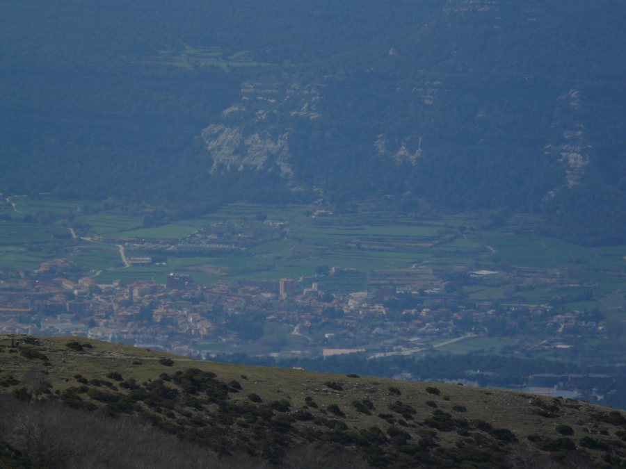 File:Centelles des del Matagalls P1230663.JPG