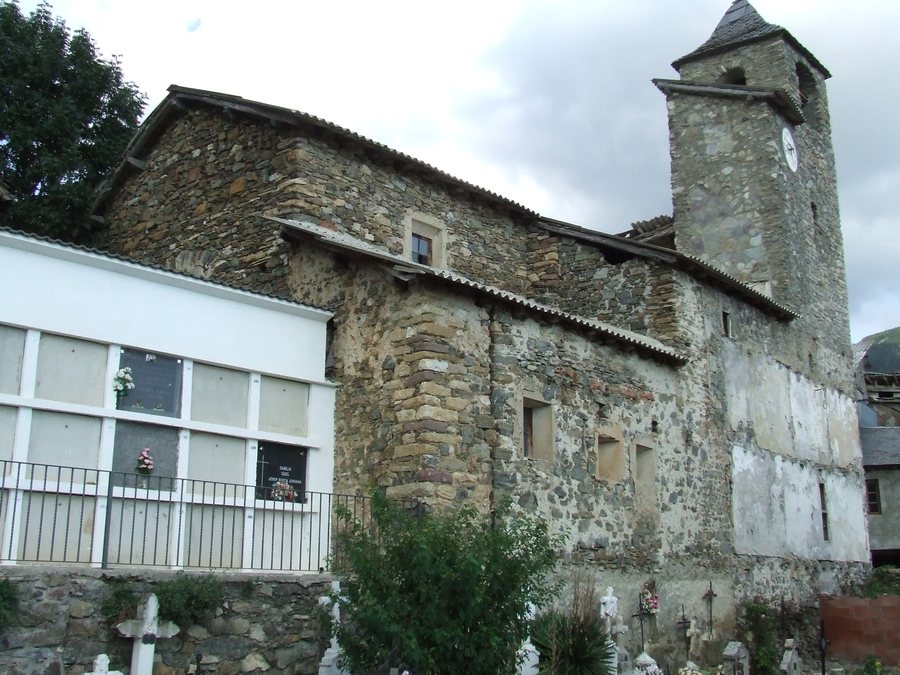 File:La Torre de Cabdella. Mont-ros 29.JPG