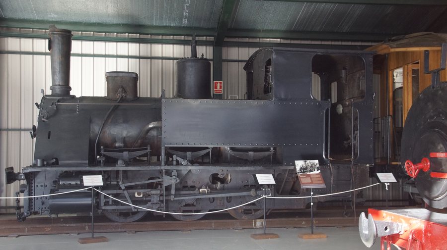 File:Narrow gauge railway museum in La Pobla de Lillet 04.JPG