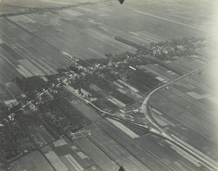 File:NIMH - 2155 008573 - Aerial photograph of Hem, The Netherlands.jpg
