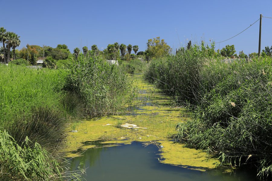 File:L07 895 Fontanelle, Kanal.jpg