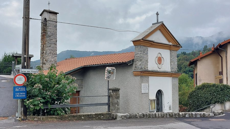 File:Sormano - Chiesa della Beata Vergine di Caravaggio - 2023-09-24 15-25-17 001.jpg