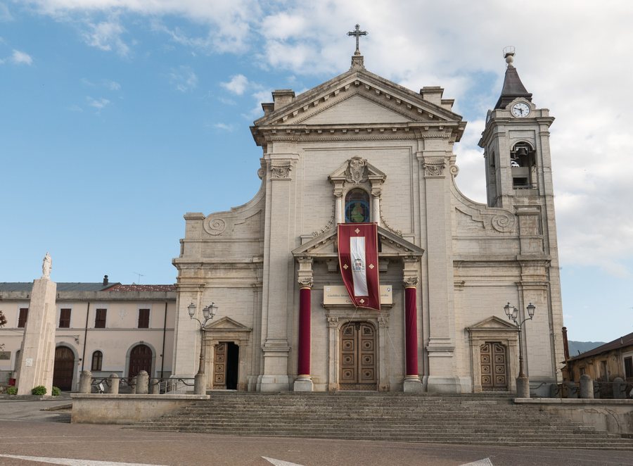File:Cattedrale di Santa Maria Assunta - Oppido Mamertina (Reggio Calabria) - Italy - 15 May 2016.jpg